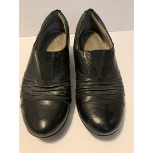 New Naturalizer leather black chunky heels size 8M